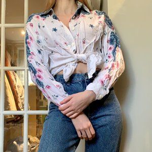 Vintage 1970s Floral Spring Button Down Blouse